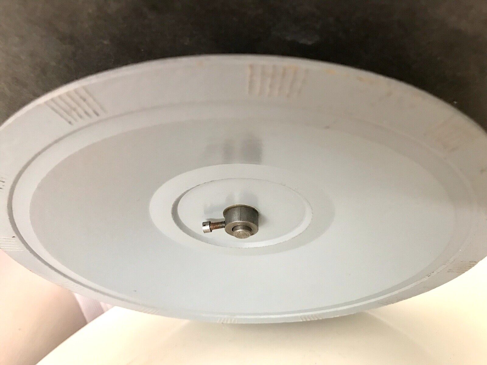 Antik schöne Art Déco Schale Tafelaufsatz Kabarett-Schale Pressglas drehbar