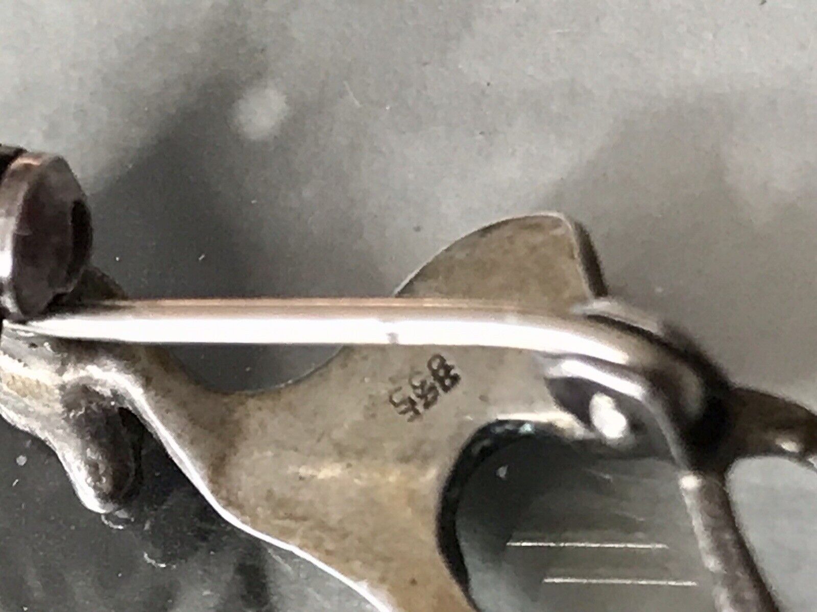 Antik Art Déco Edel Brosche Silber 835 Markasite Rehkitz Grüne Augen