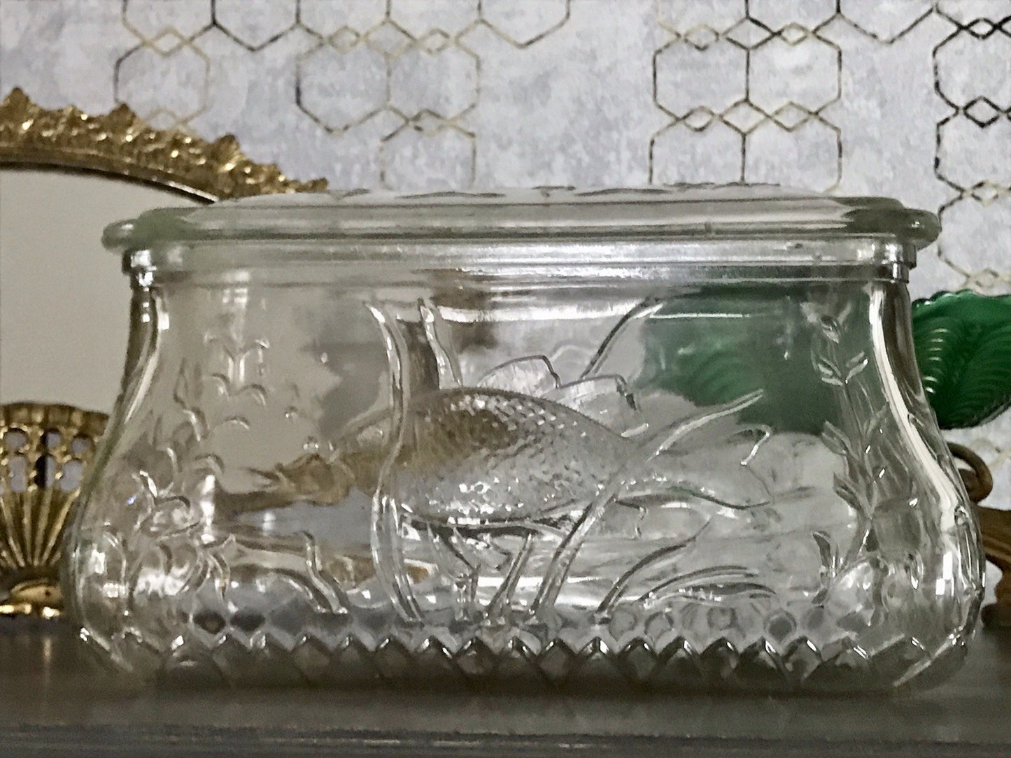 Antik Art Déco Deckeldose Dose Glasdose Pressglas Haribo Lakritze Fischmuster