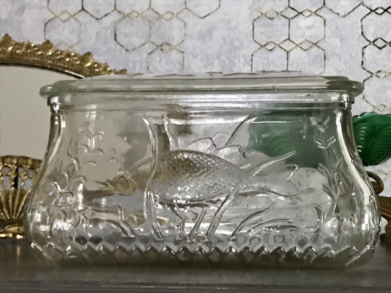 Antik Art Déco Deckeldose Dose Glasdose Pressglas Haribo Lakritze Fischmuster