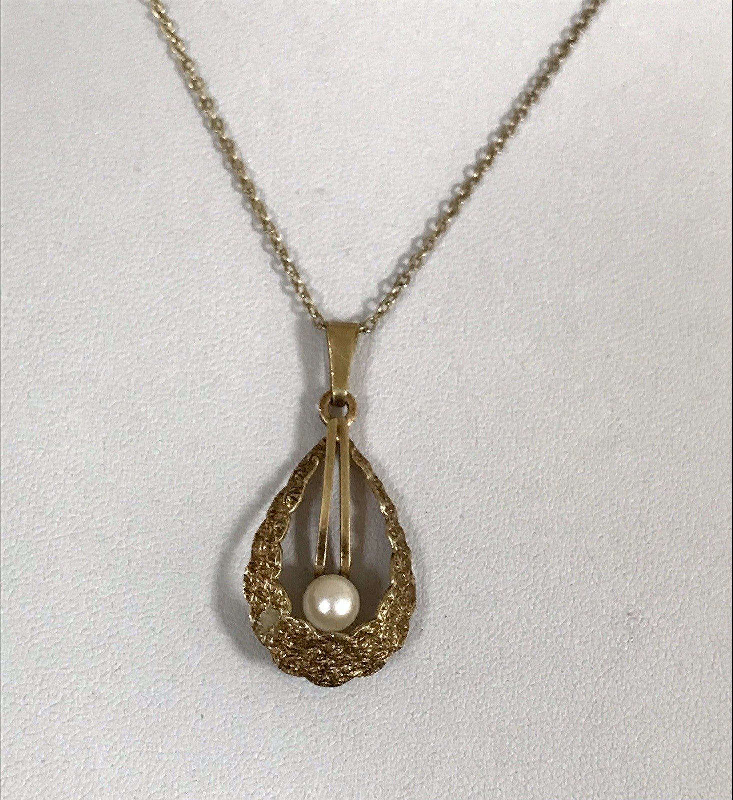 Vintage Halskette mit Änhänger Amerik. Doublè gold Sehr SCHÖN TeKa
