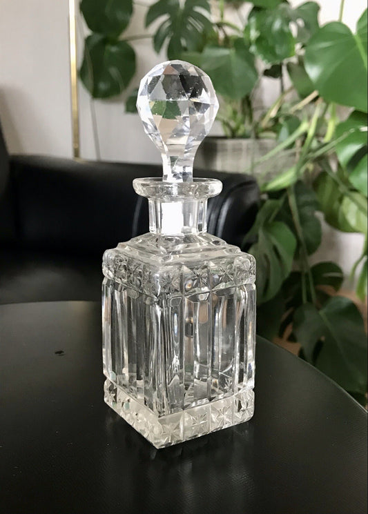 Antik Baccarat? SEHR EDEL 1 Flakon kleine Karaffe Bleikristall Schliff