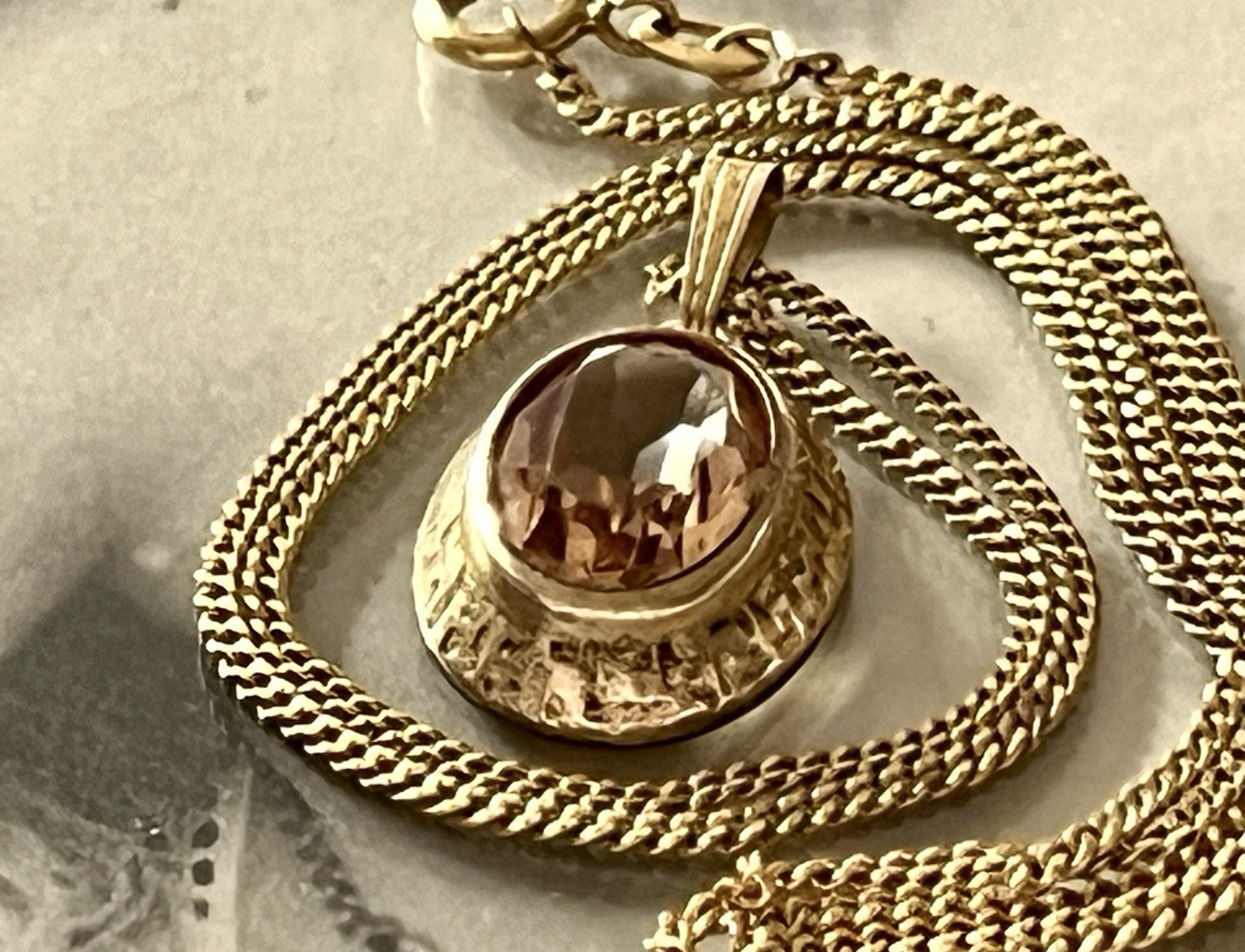 Vintage Halskette mit Änhänger Amerik. Doublè gold Rauchquarz? Sehr SCHÖN K&L