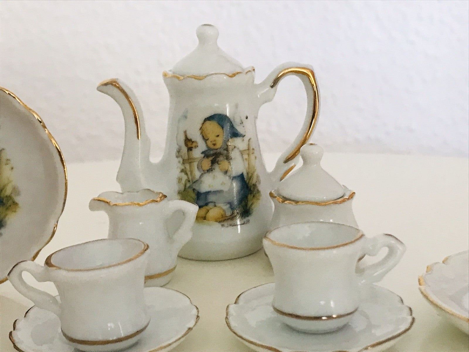 Puppenservice Porzellan Kaffeeservice Geschirr Miniatur Hummel Er liebt mich