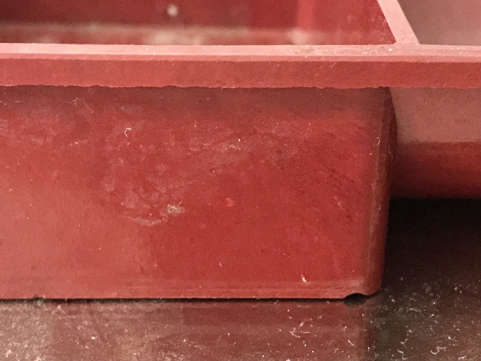 Antik alt Bakelit Münzablage?  Münzfach? Stempelbox Box weinrot Vintage