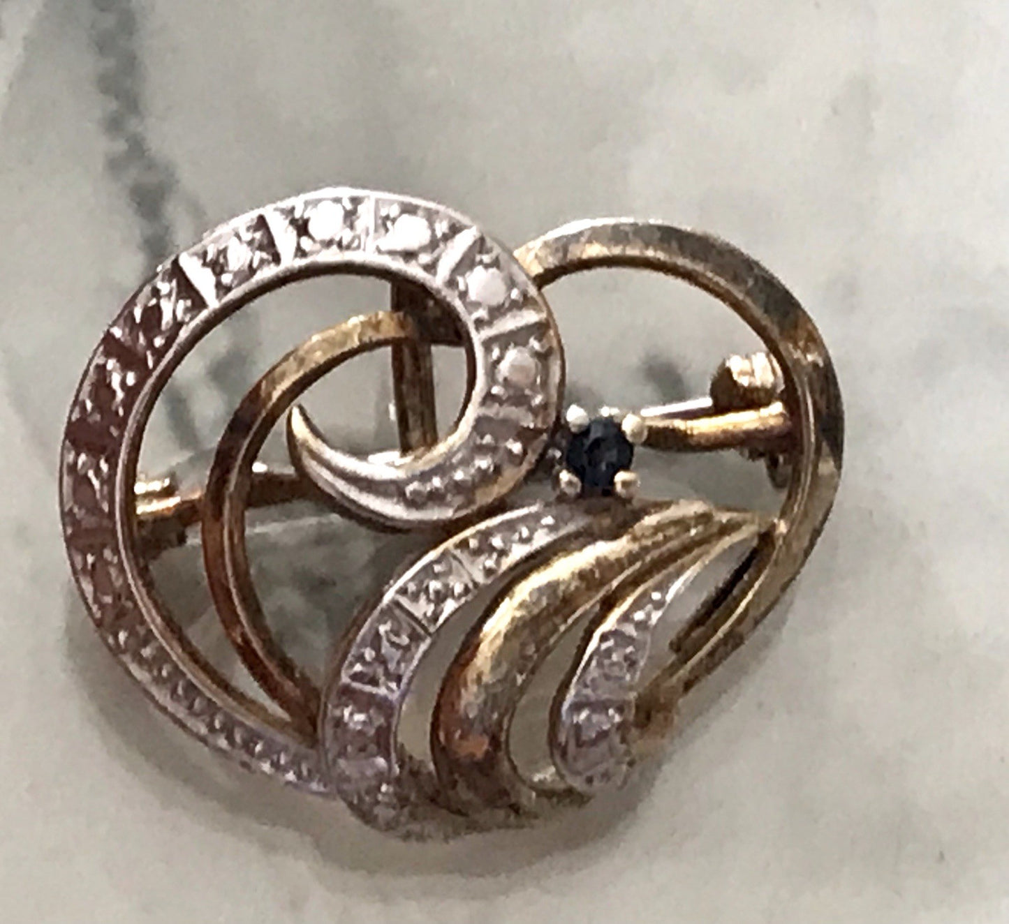 Vintage TeKa Designer Anhänger Brosche Amerik. Doublè vergoldet blauer Stein