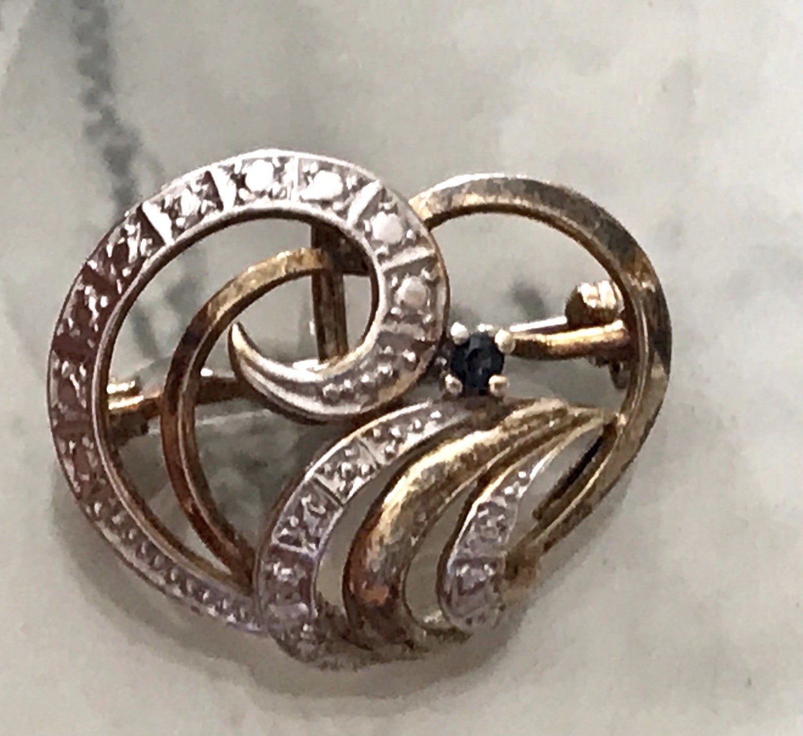 Vintage TeKa Designer Anhänger Brosche Amerik. Doublè vergoldet blauer Stein