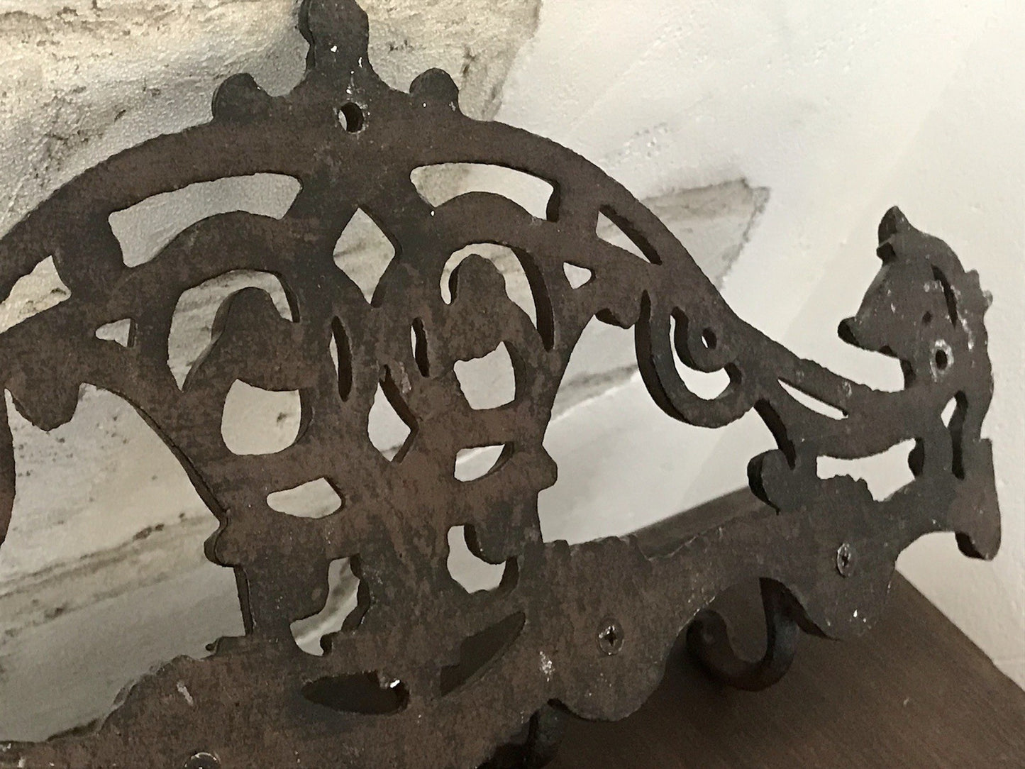 Nostalgie Landhaus Antiklook antikisiert Handtuchhalter Eisenguss  Gusseisen
