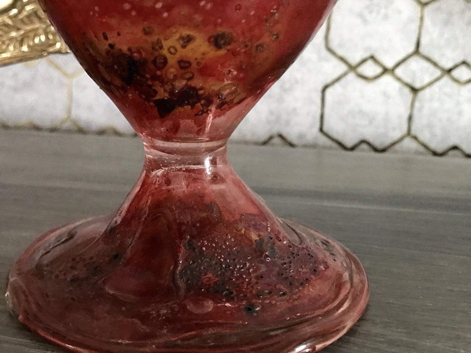 Vintage Pavel Molnār Glas Glaskunst Glasvase rot Faden Aufschmelzungen signiert