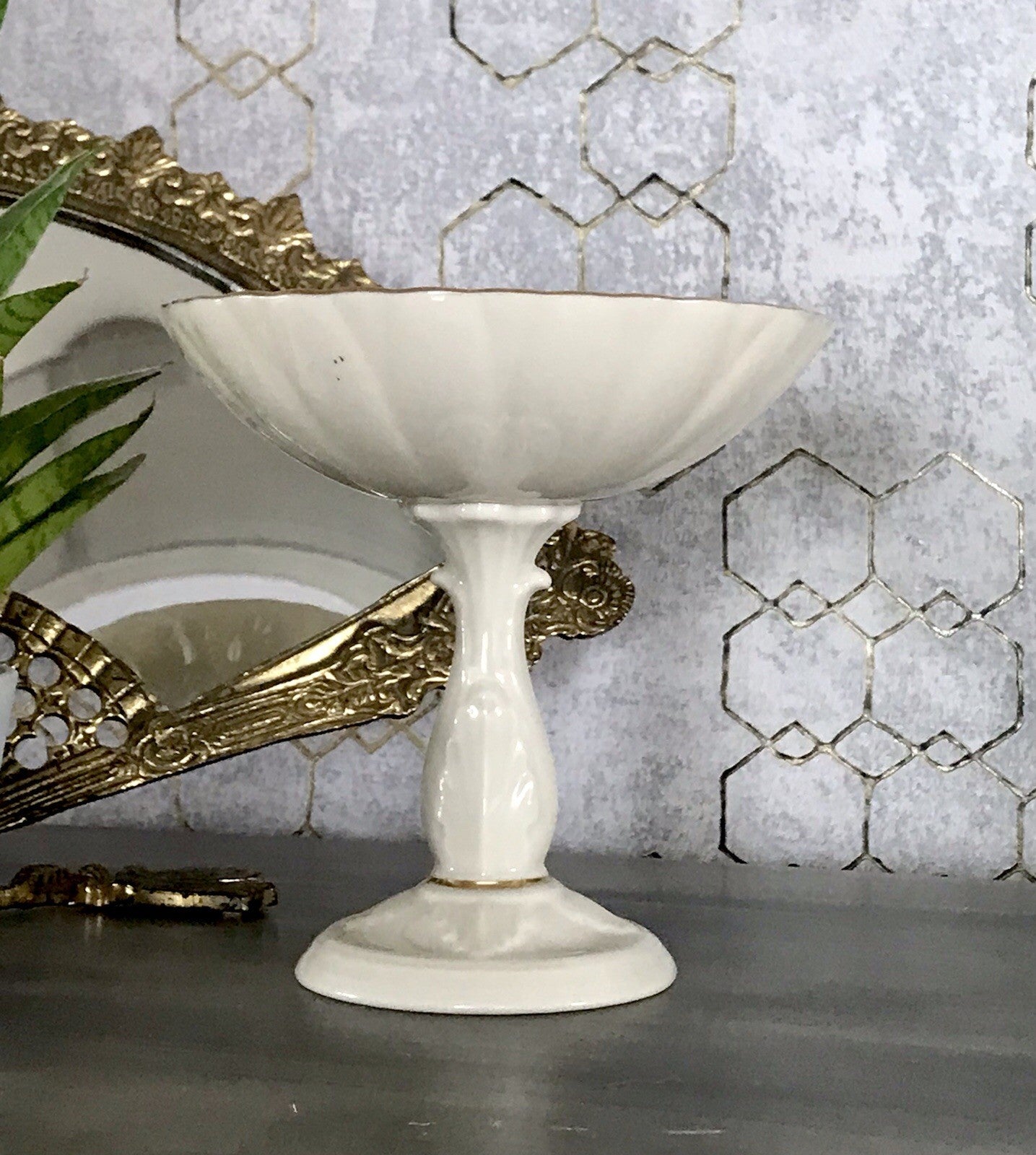 Antik Porzellan Fußschale Schale auf Fuß USA Lenox elfenbein gold Blume