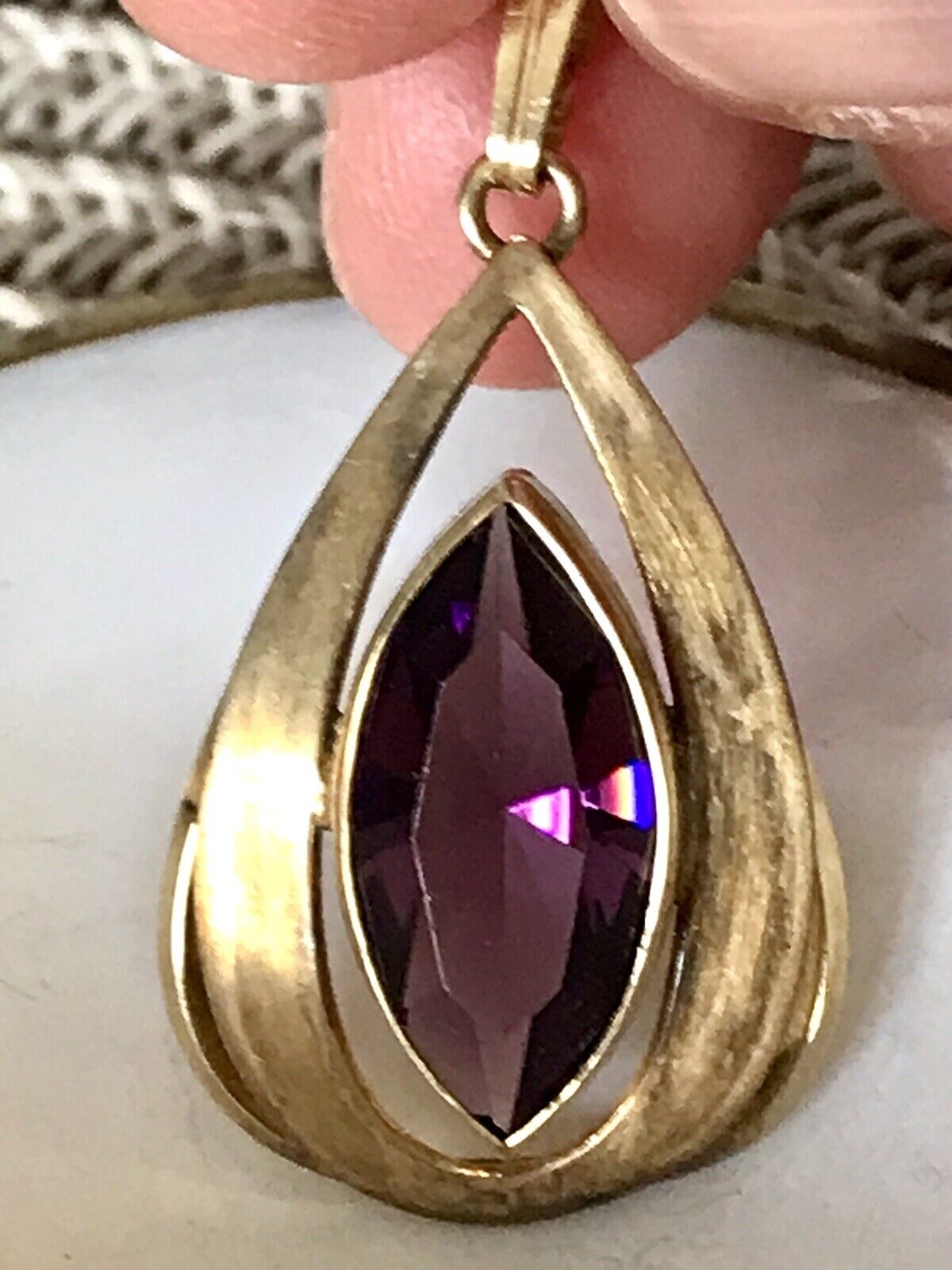 Vintage Designer Anhänger lila Stein Amethyst? Amerik. Doublè vergoldet