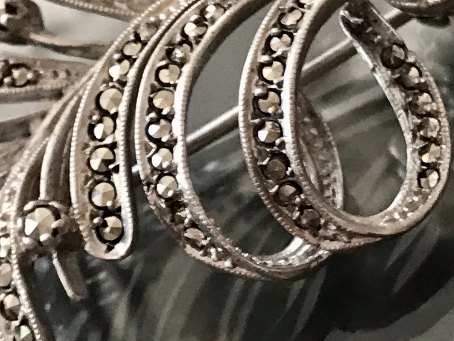 Antik Art Déco Edel prachtvoll Brosche Silber 835 Markasite