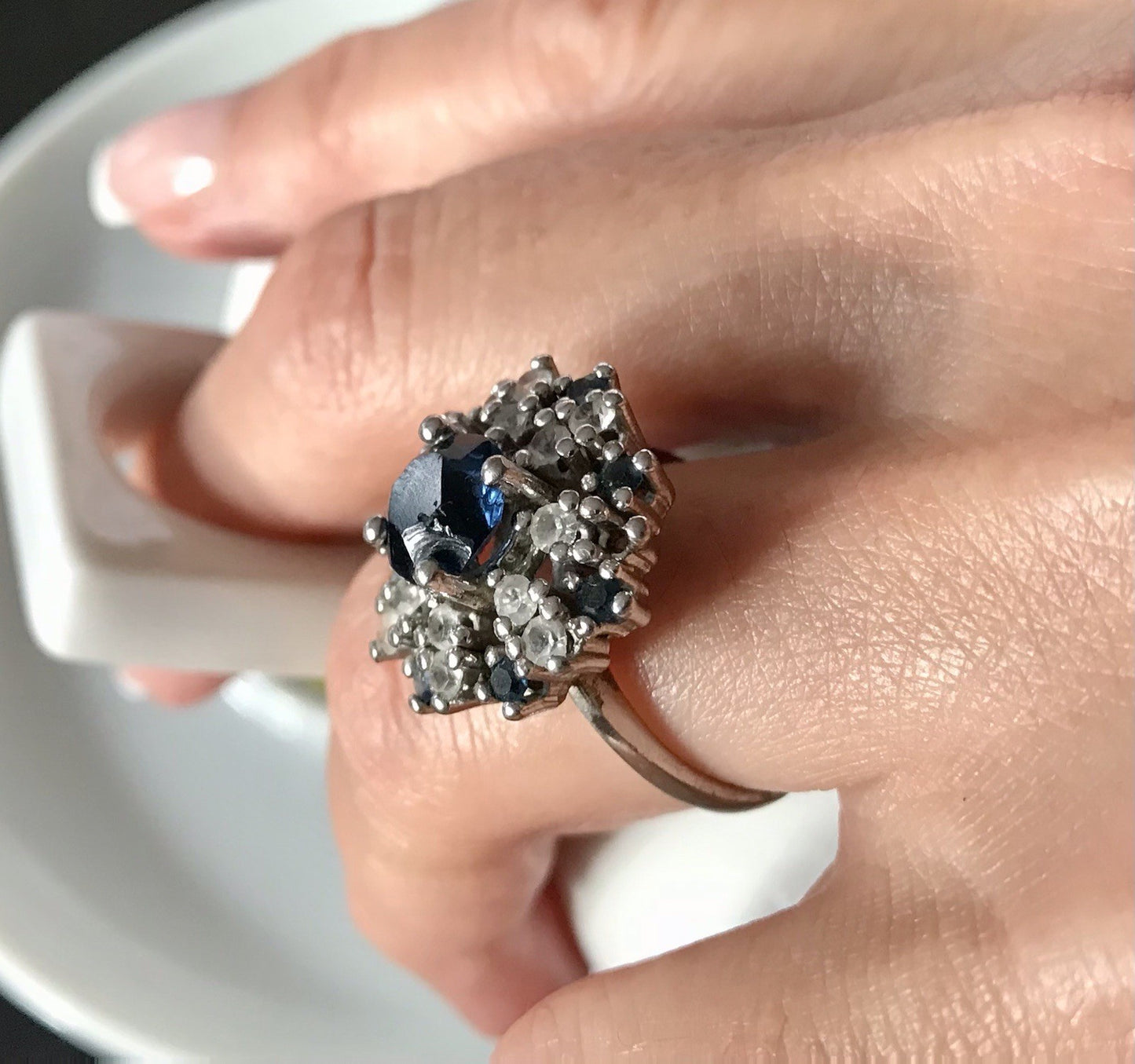 Vintage Entourage Halo Ring farblose Steine & Saphir Silber 835  ~Gr.55 17,5