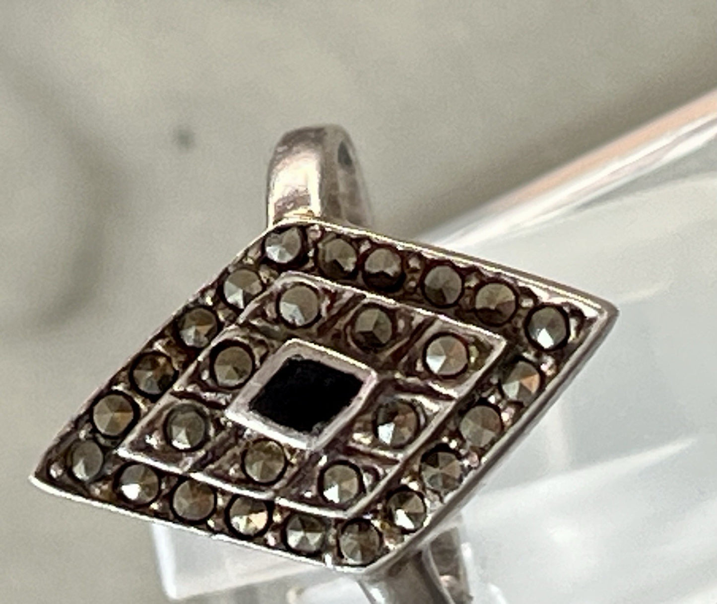 Antik Art Déco Edel Onyx Markasite DAMEN RING Silber 925 Gr.55