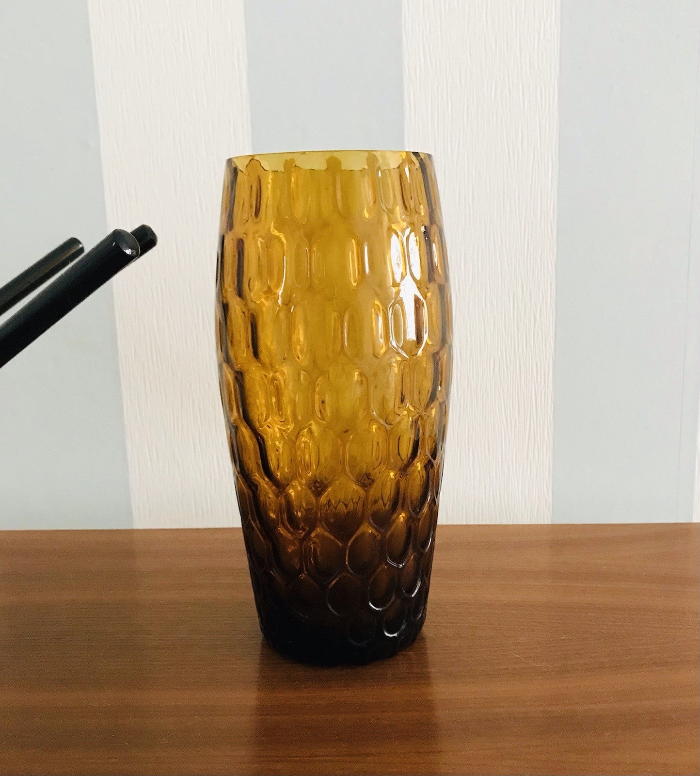 Vintage 60er Jahre MCM Glasvase Vase Glas Design Bernstein gelb Wabenmuster