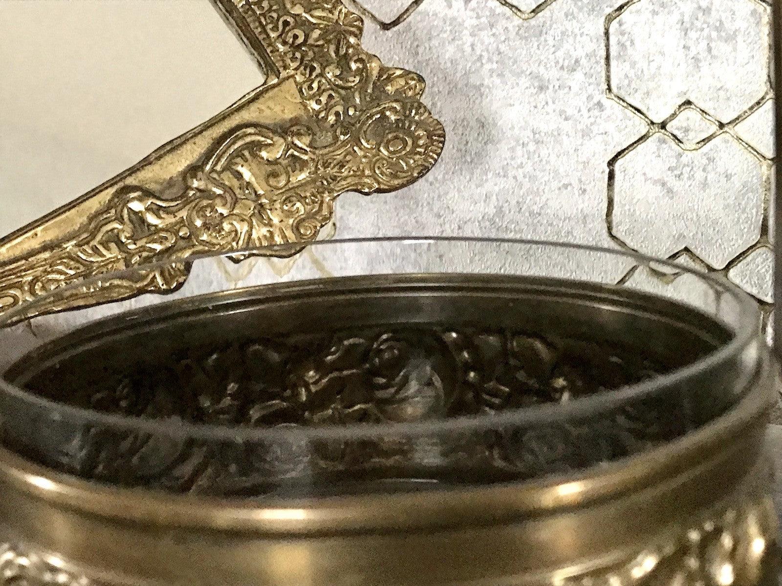 Antik Jugendstil Art  Déco Messing Montur Rosen Schale Bonboniere Glaseinsatz