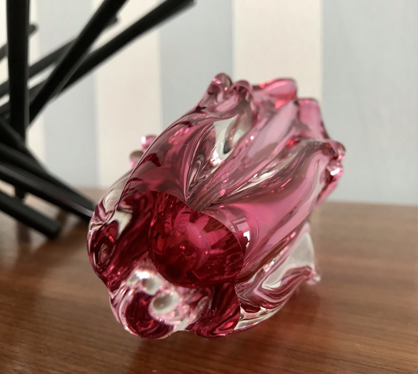 Vintage Glasvase Vase 60er Jahre Glas rubinrot pink rot