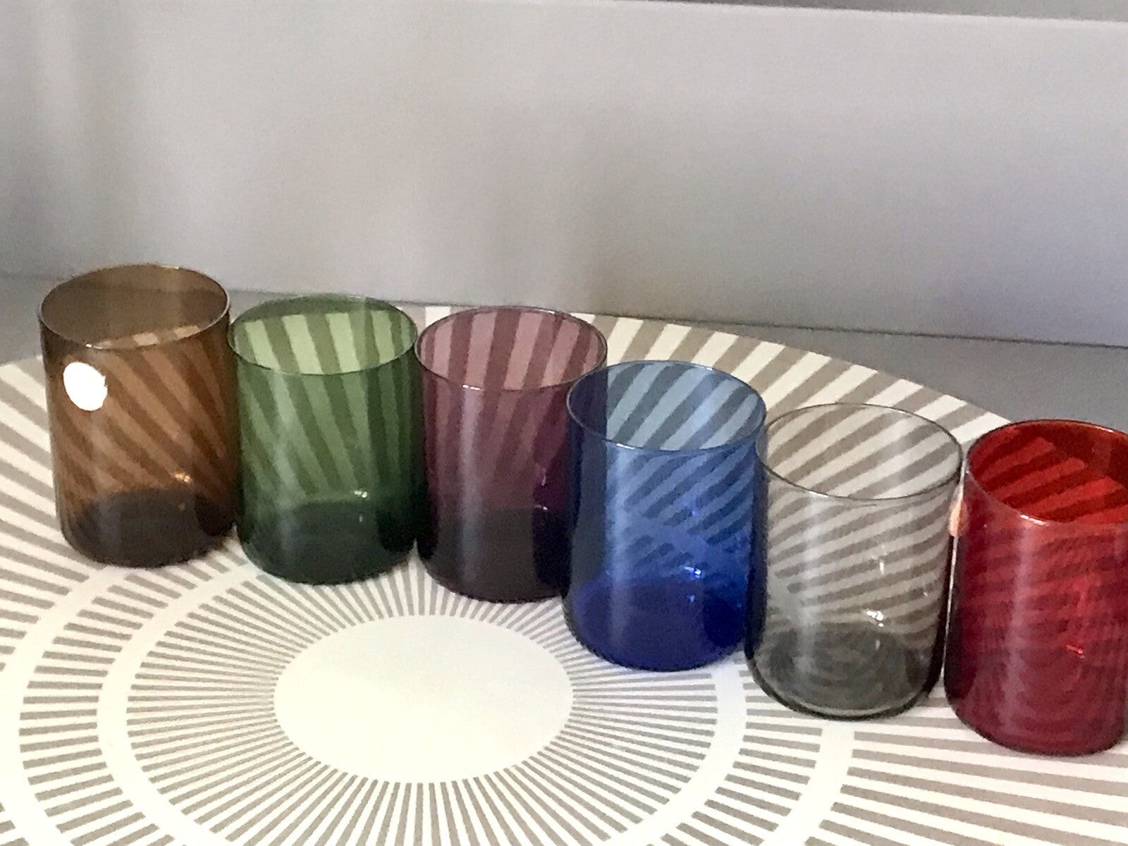 Vintage 60er Jahre 6 Schnapsgläser Gläser buntes Glas Rauchglas