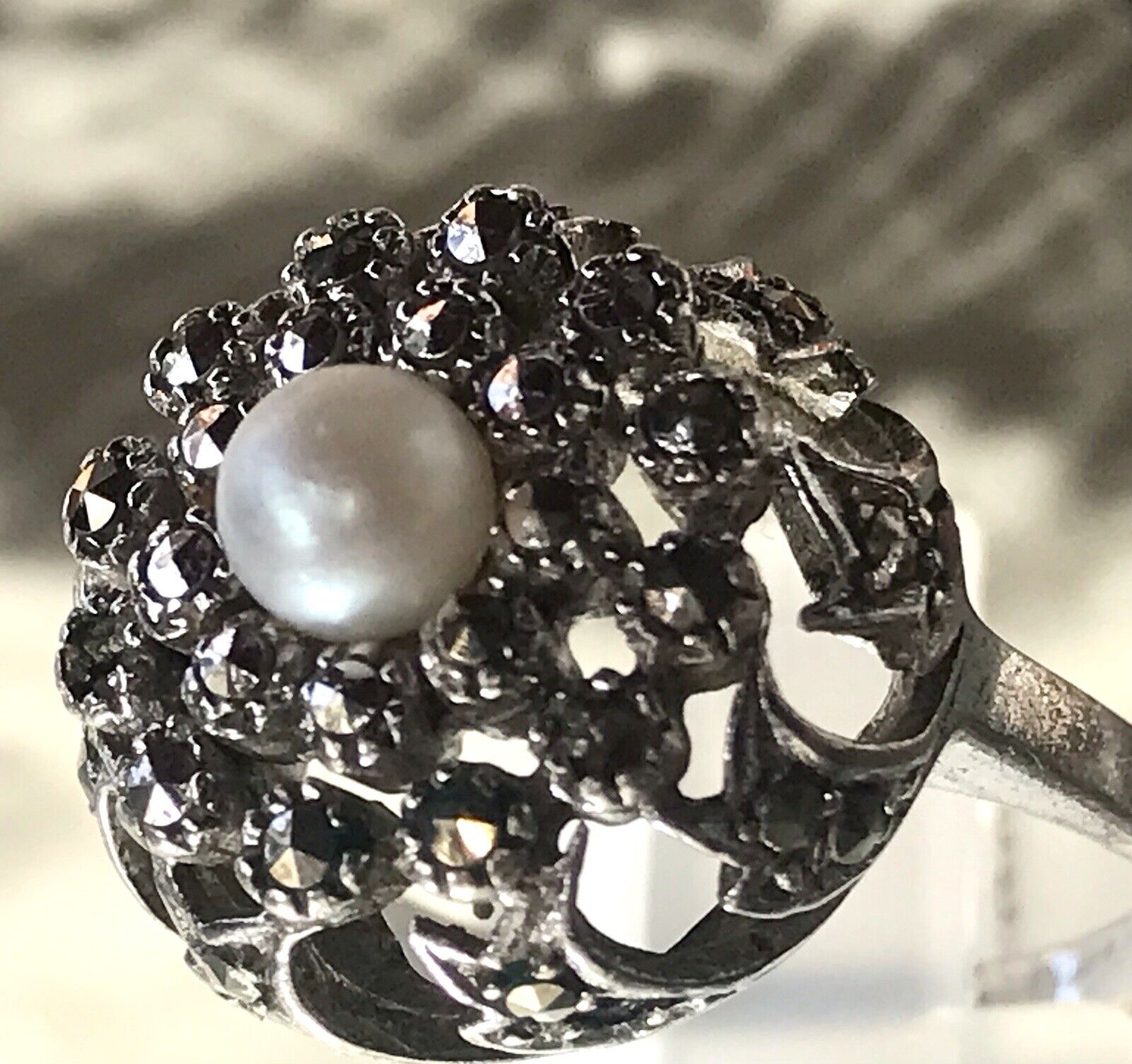 Antik Edel DAMEN Entourage RING Silber 835 Perle Markasite Gr.52
