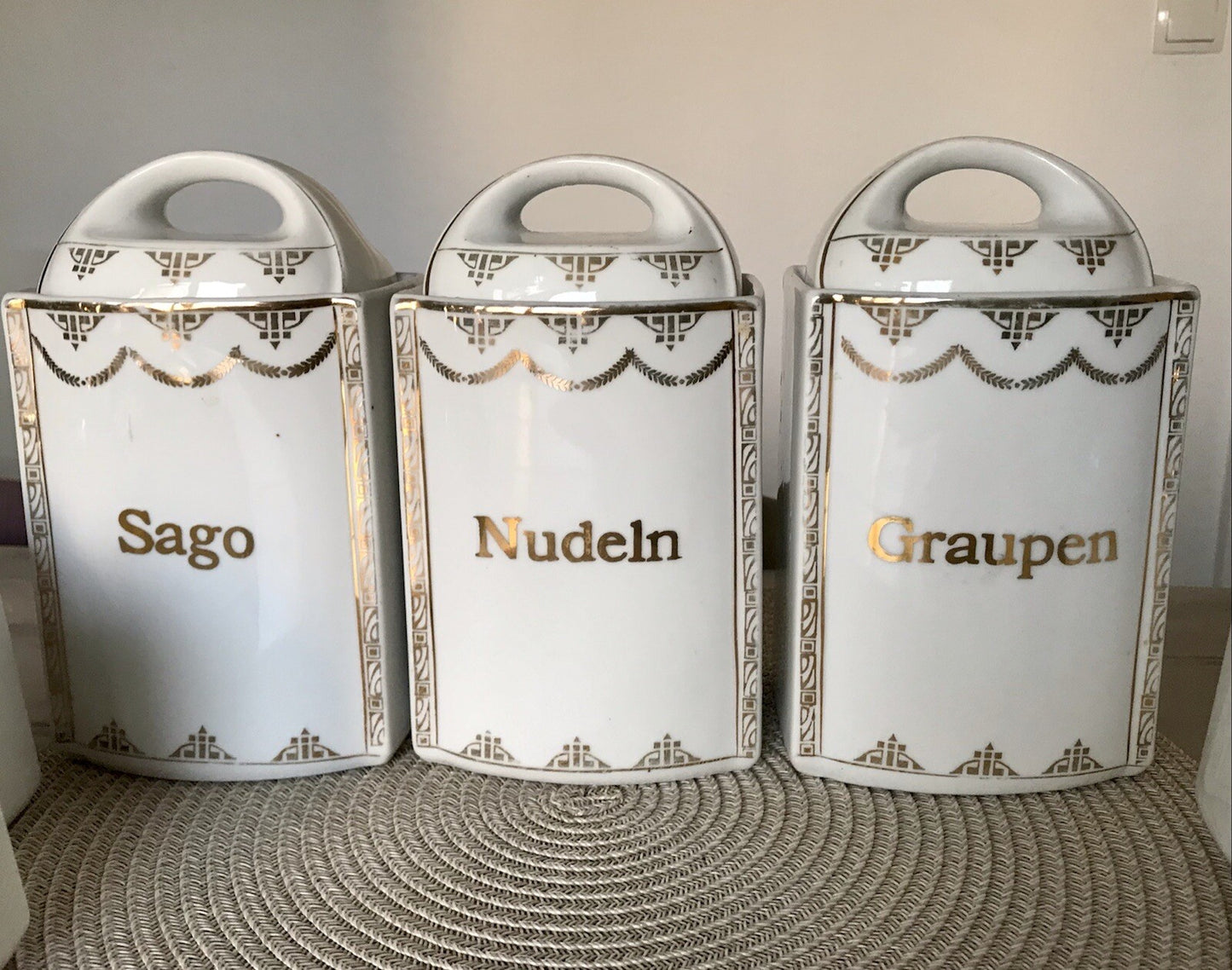 Antik Jugendstil 6 Porzellan Vorratsdosen Gefäße &1 Kännchen Graupen Sago Nudeln