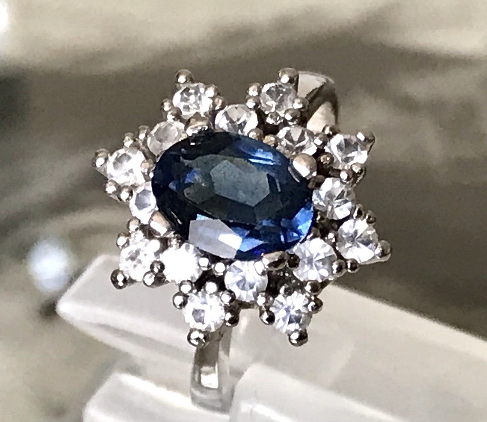 Vintage Entourage Halo Ring farblose Steine & Saphir Silber 925  ~Gr.52