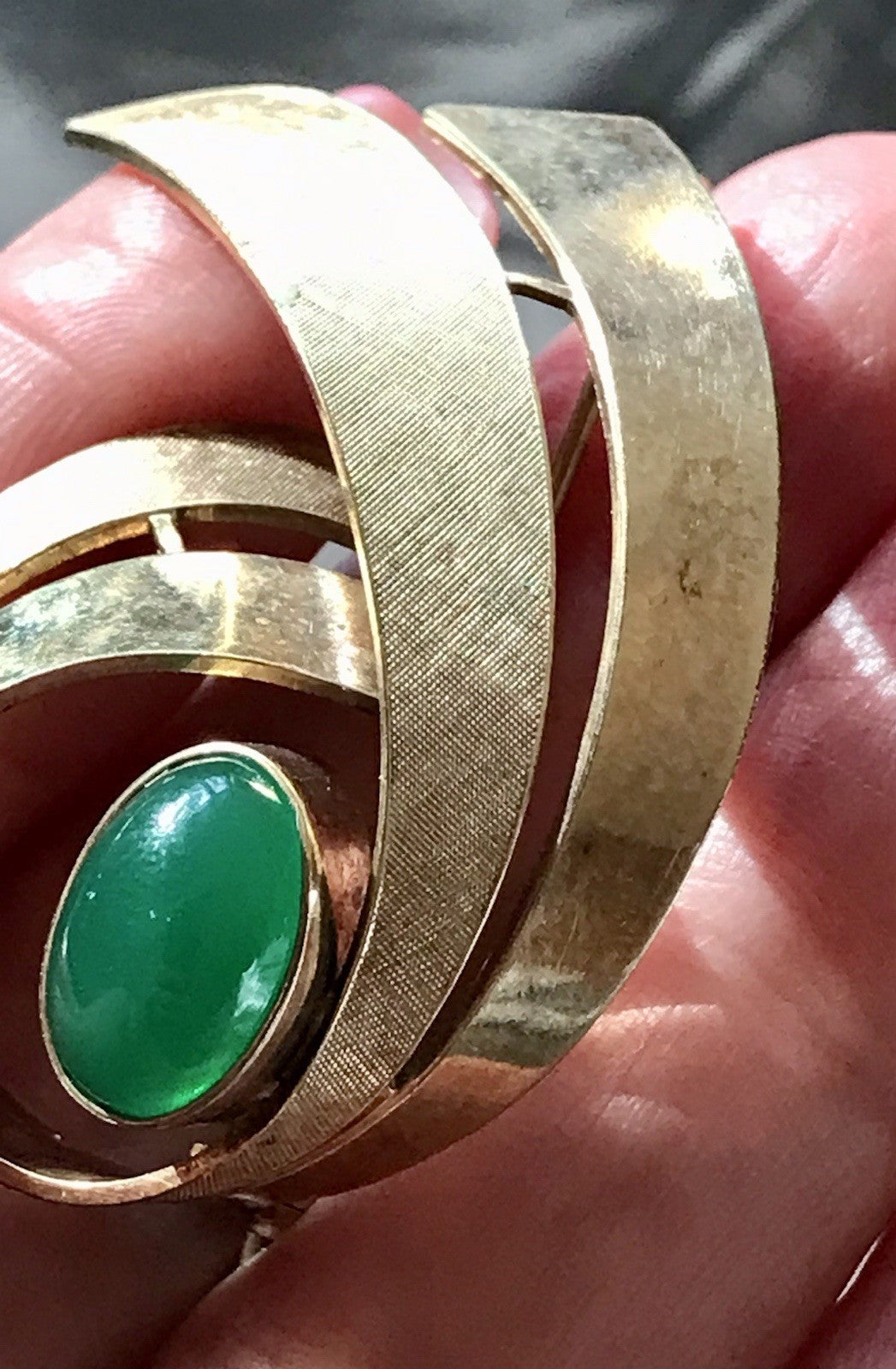 Vintage Edel Brosche Amerik. Doublè vergoldet Brosche grüner Stein