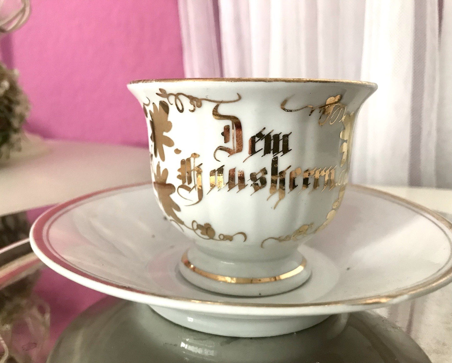 Antik Porzellan Andenken Becher Gedeck Sammeltasse Tasse „Dem Hausherrn“