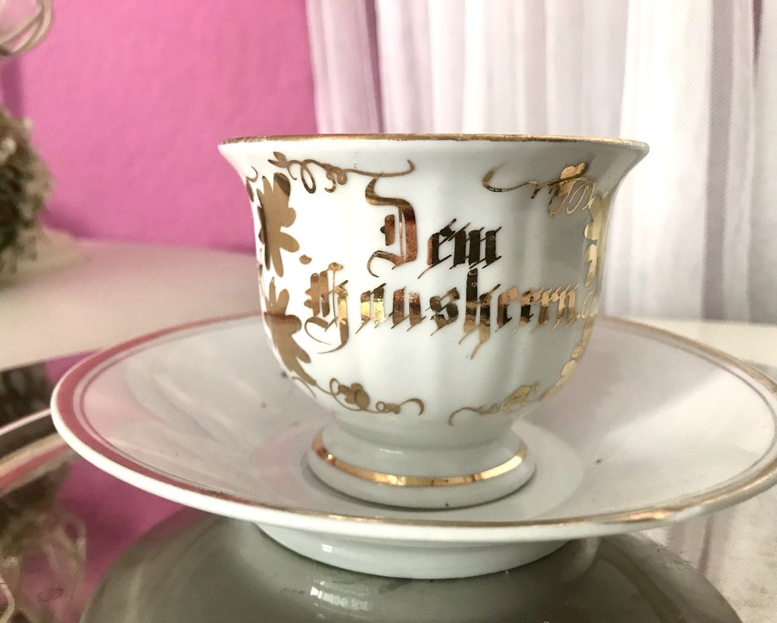 Antik Porzellan Andenken Becher Gedeck Sammeltasse Tasse „Dem Hausherrn“