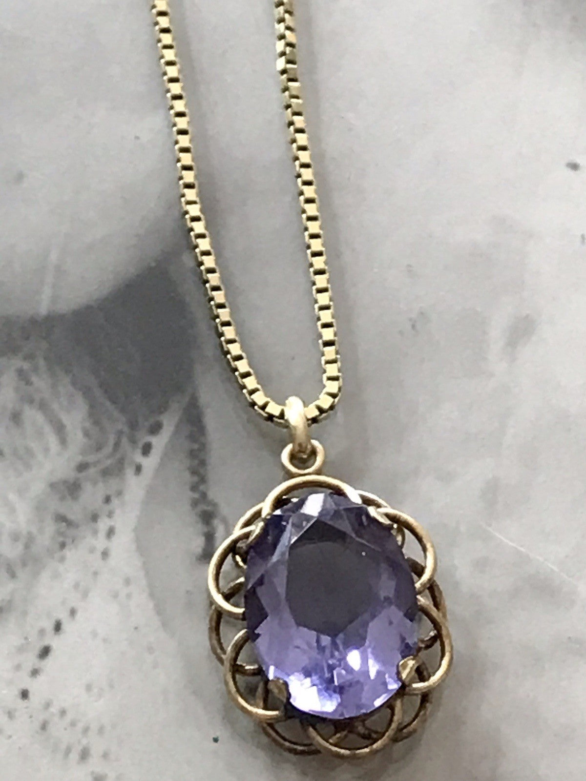 Alt Vintage Edel Kette & Anhänger lila Stein Amethyst? vergoldet Amerik. Doublè