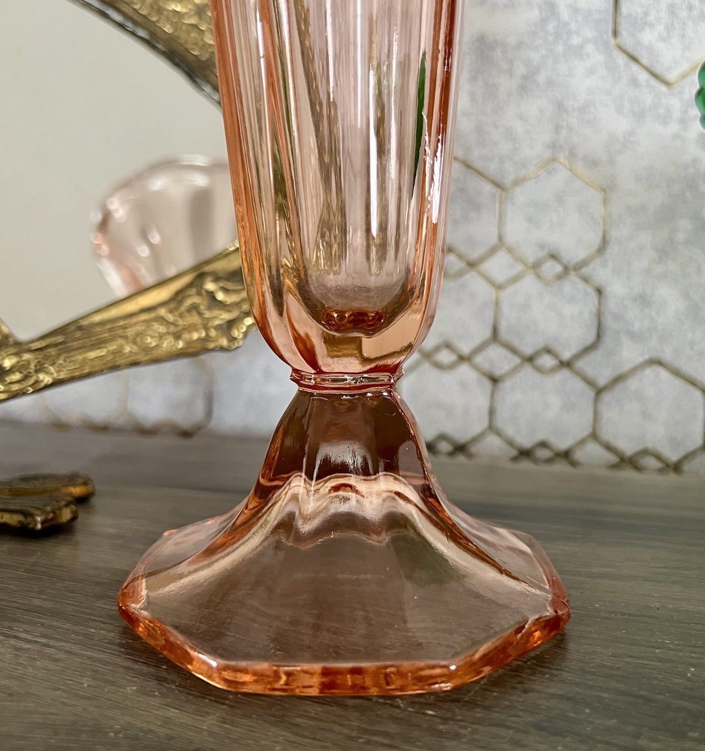 Antik Art Déco 1 Vase Glasvase Pressglas rosa Rosalin Glas