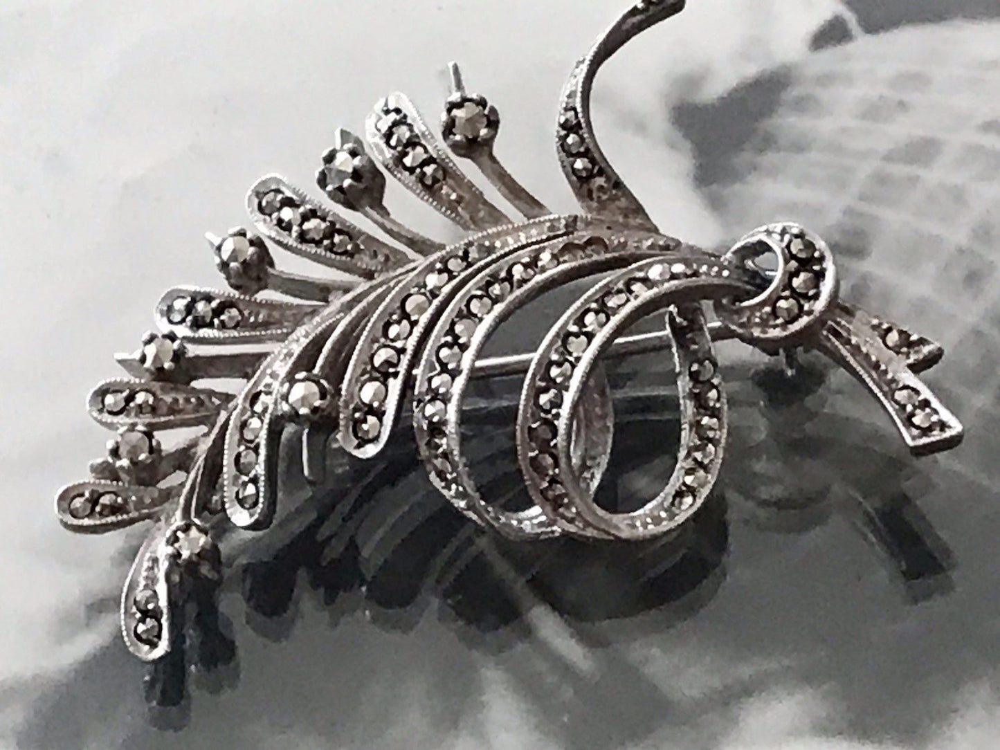 Antik Art Déco Edel prachtvoll Brosche Silber 835 Markasite