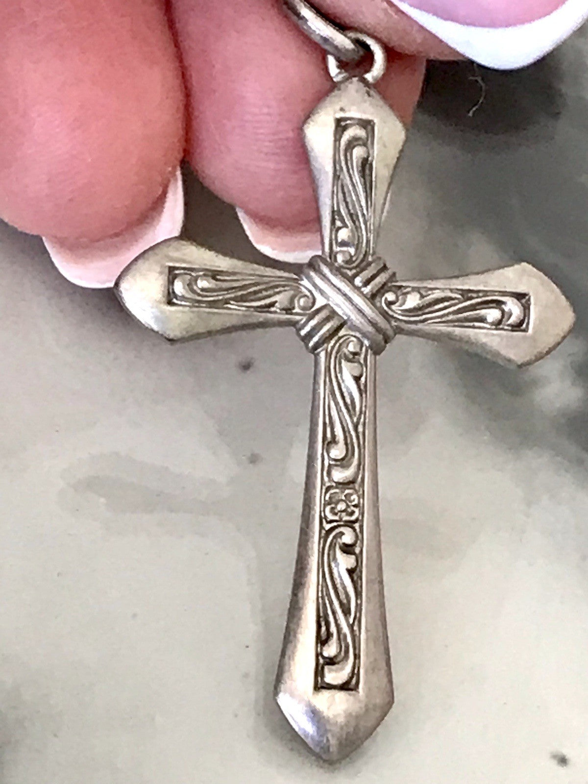 Antik alt schöne Form 835 Silber Kreuz Anhänger Kettenanhänger Relief