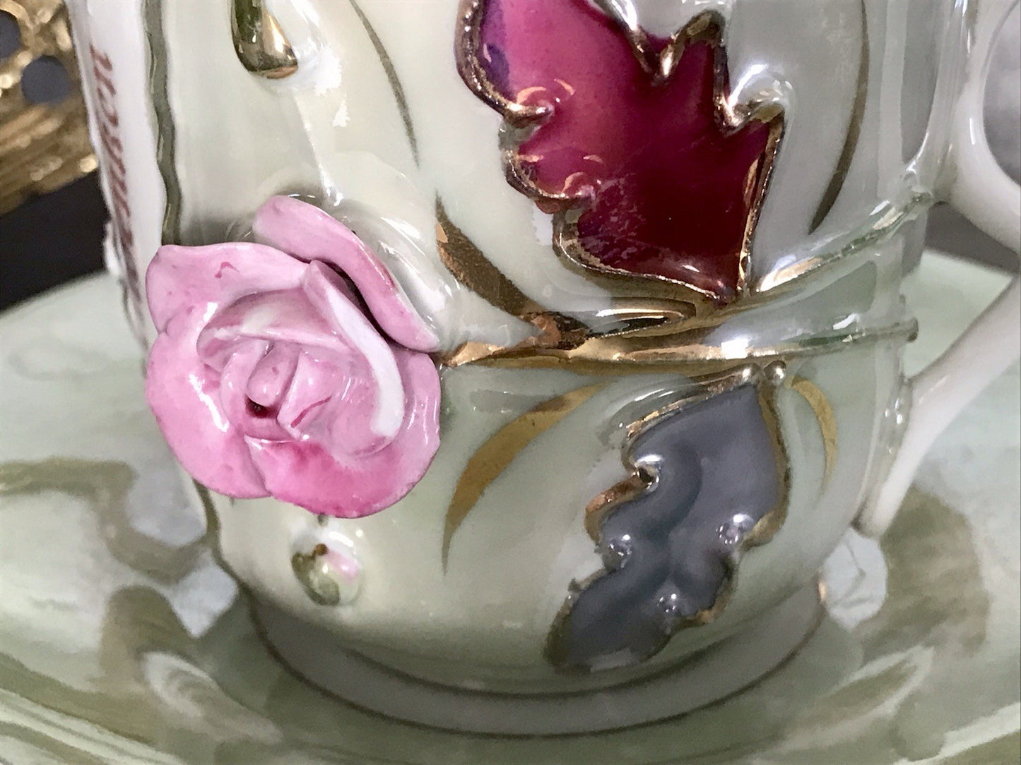 Antik Rosenhäferl Porzellan Andenken Tasse Zum Andenken Stucktasse grün rosa