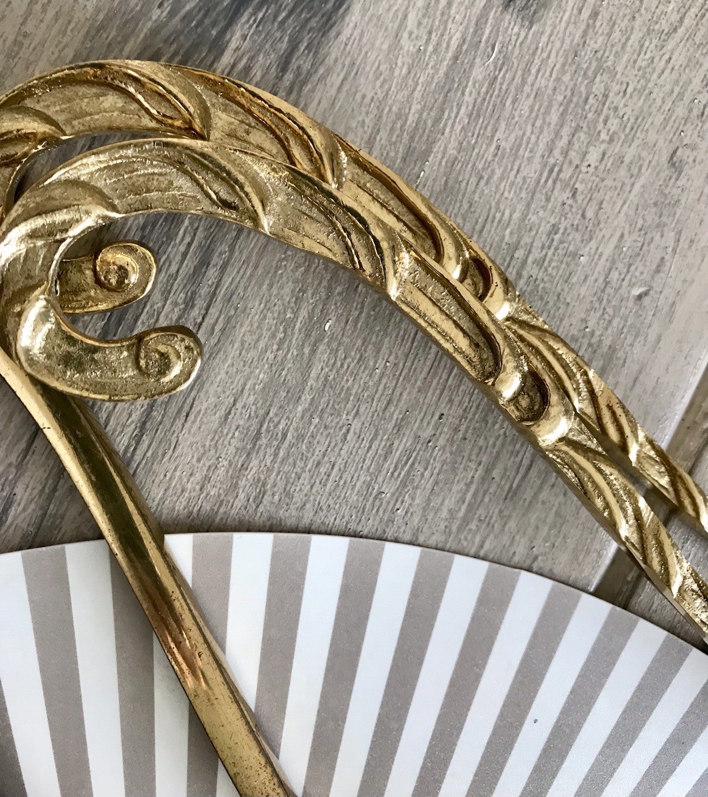 Antik? Alt Vintage 7 x  Kleiderbügel Messing massiv 3 Designs