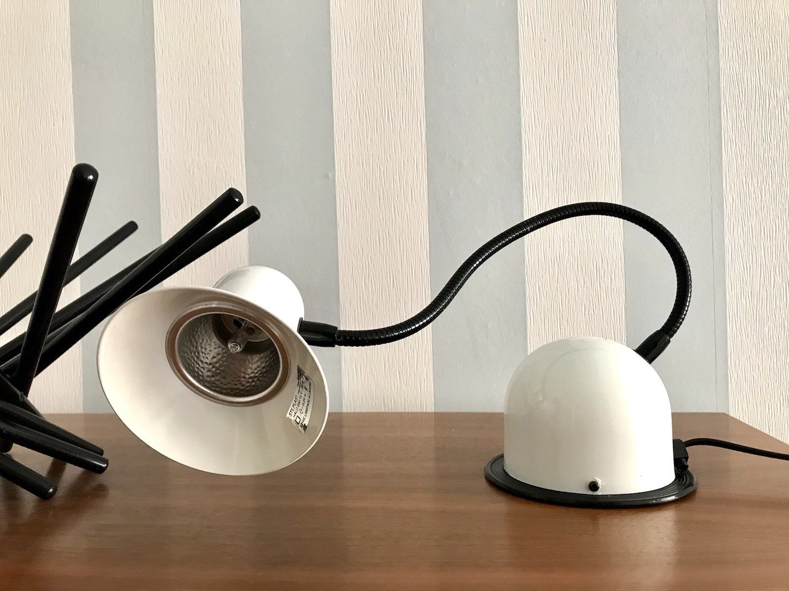 Vintage 70er Gelenkarm Tischleuchte Lampe Leuchte Stilplast Italy schwarz weiß