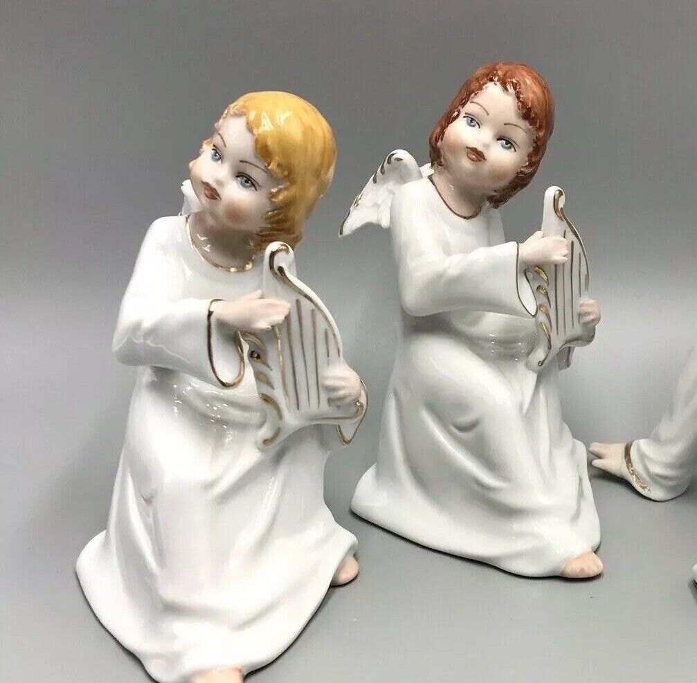 Weihnachten 2 ältere schöne 19 cm große Engel mit Harfe Porzellan Figuren