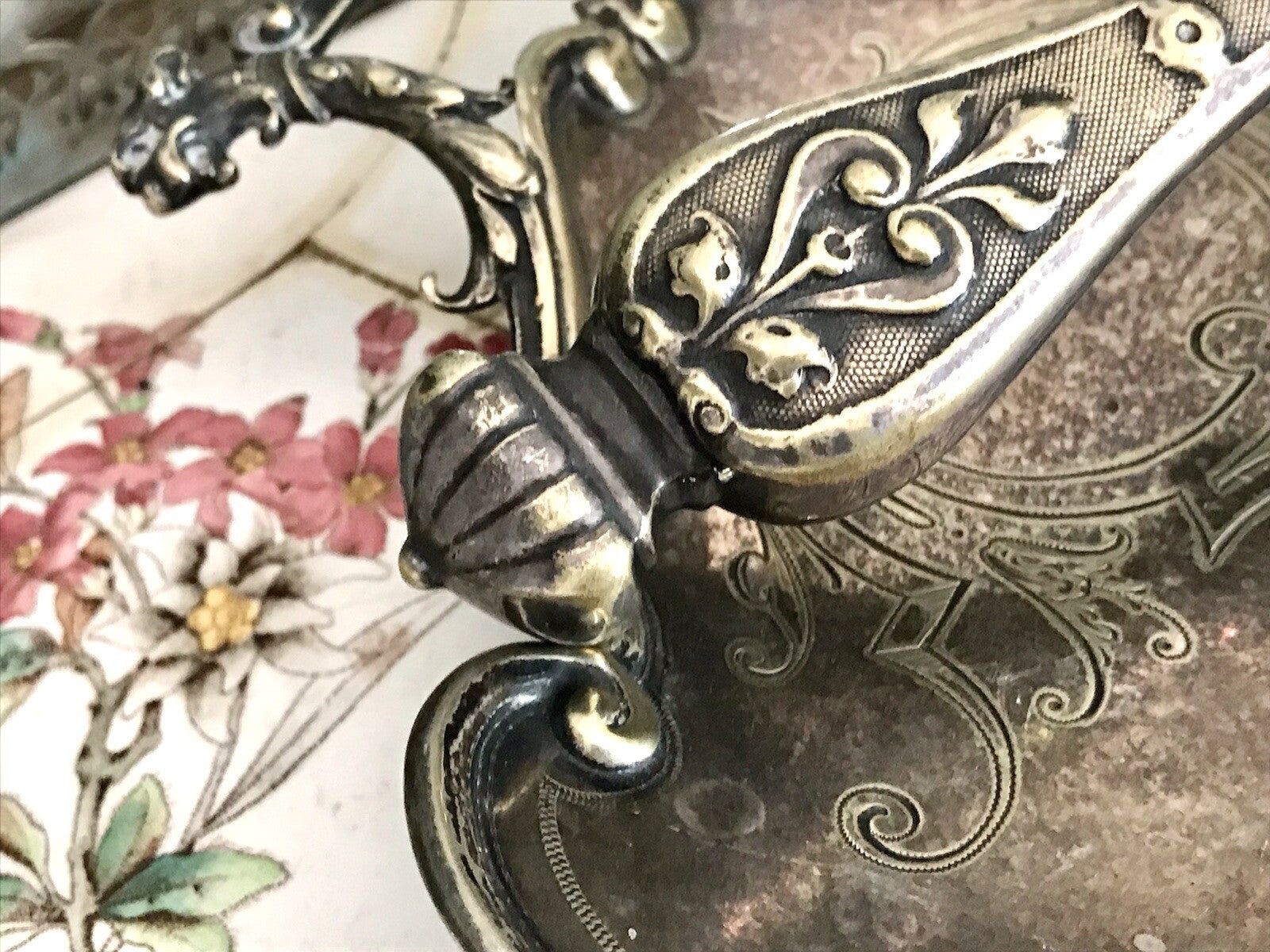 Antik versilbert Jugendstil Tischkehrset Tischkehrer Tisch Krümmelkehrer