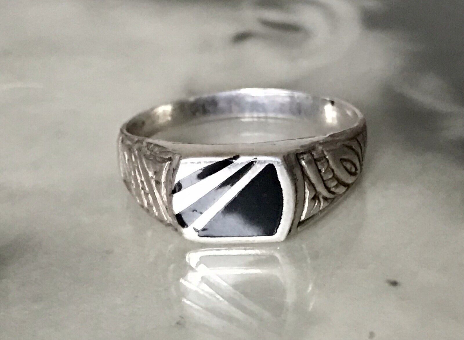 Antik? Vintage Art Déco Herren RING Siegelring schwarzer Onyx Silber Gr.66