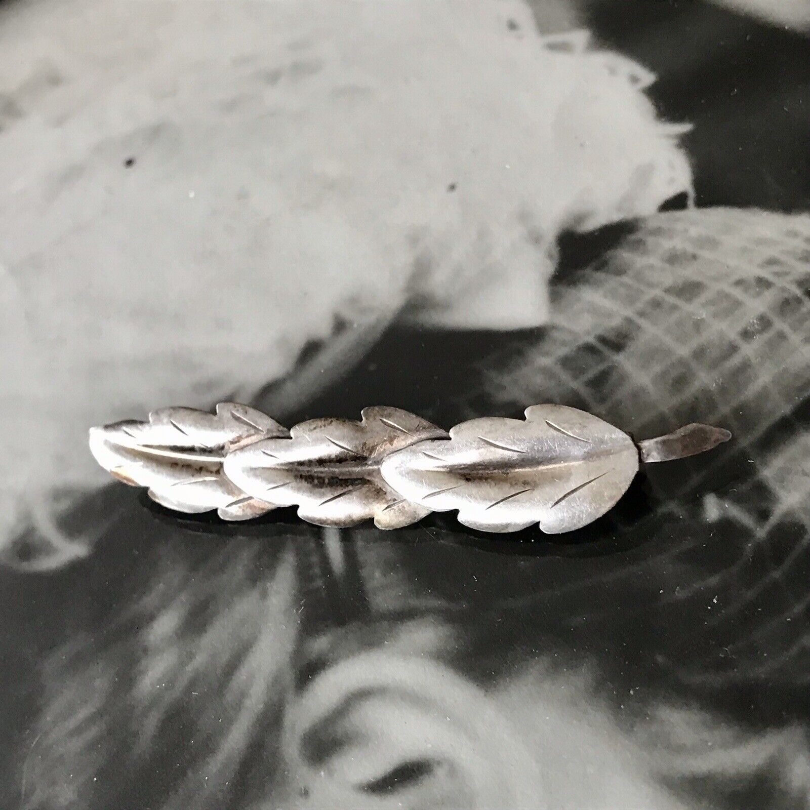 Antik TeKa Art Déco Edel Brosche Silber 835 3 Blätter Eichenblätter?