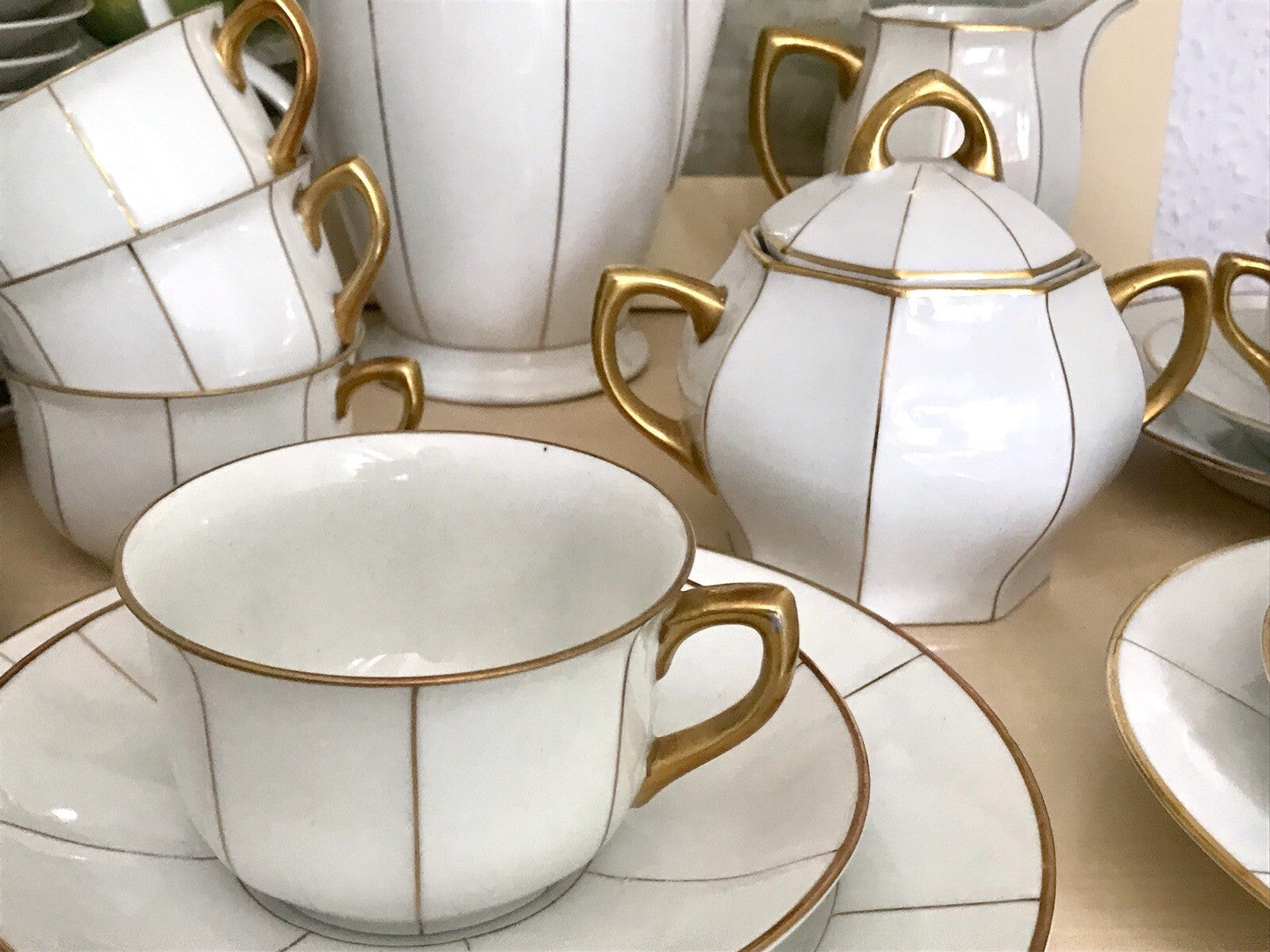 Antik Art Déco Porzellan 10+ Personen Kaffeeservice EDEL weiß Golddekor kantig