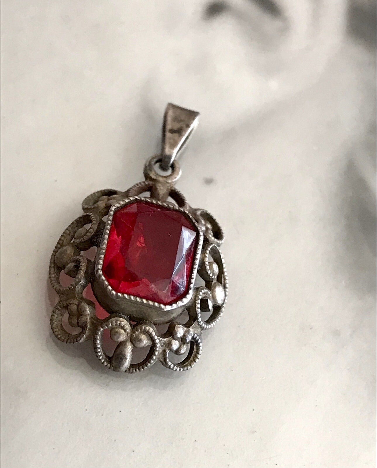 Antik Jugendstil Art Déco Edel Anhänger 835 Silber SUPER Design roter Stein