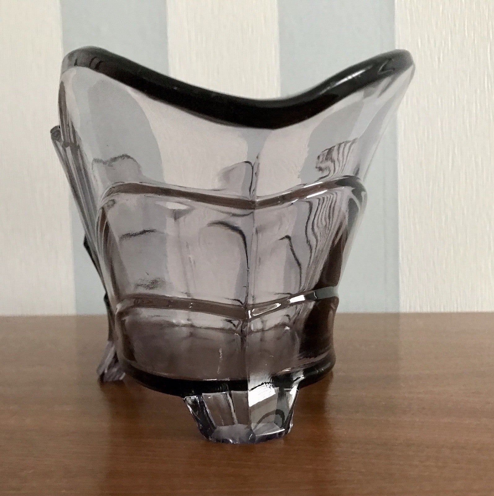 Antik Art Déco lila Pressglas Schale Glas Brockwitz Fruchtschale 1941 Jardiniere