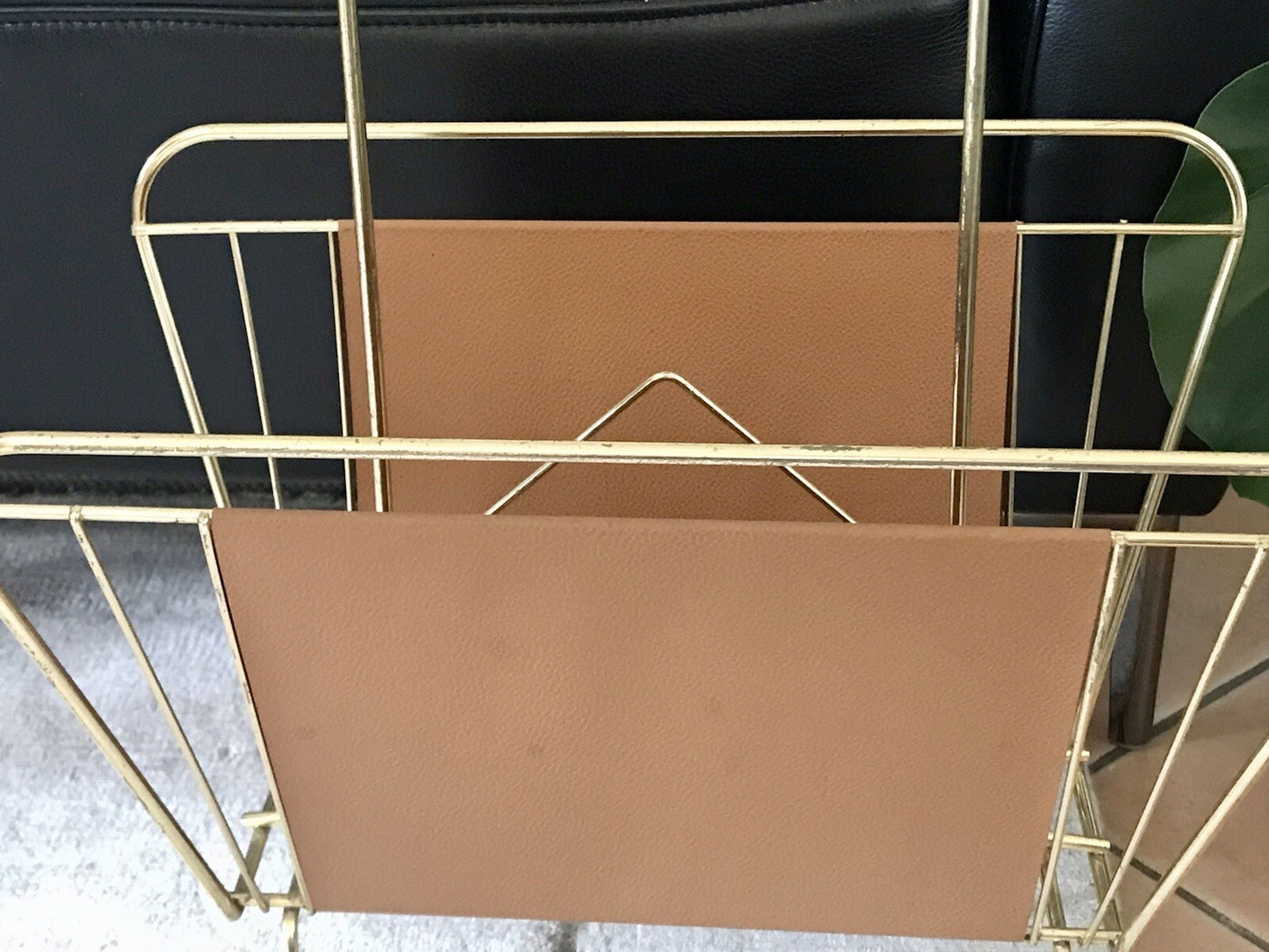 Vintage 60er Mid Century String-Ära Zeitungsständer Kultig gold braun