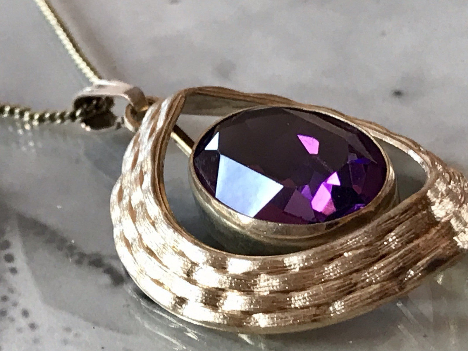 Vintage Designer Anhänger lila Stein Amethyst? Amerik. Doublè vergoldet
