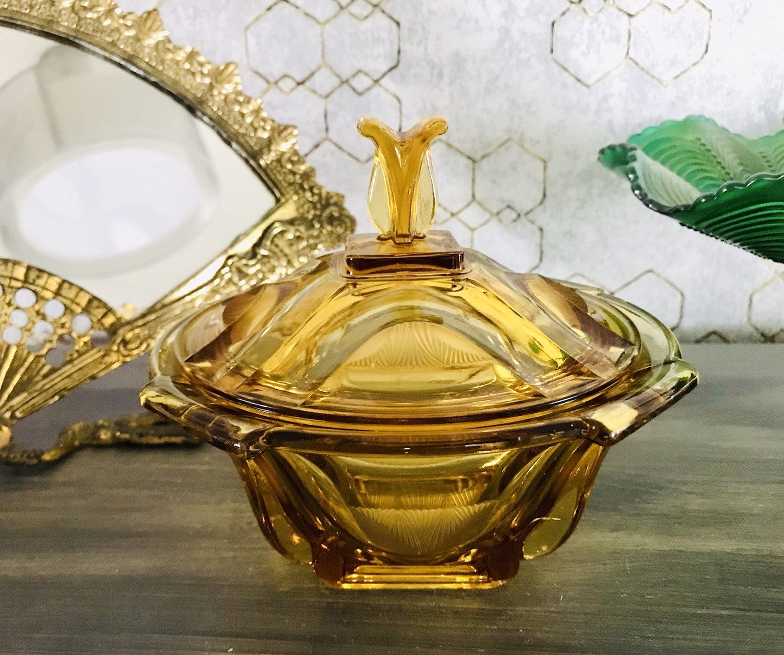 Antik Art Déco Dose Glasdose Pressglas Bernstein Gelb Amber