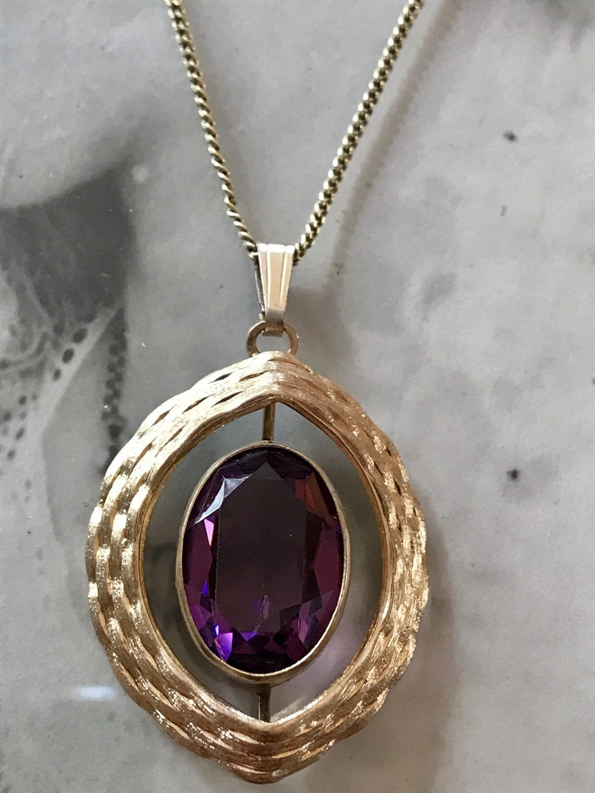 Vintage Designer Anhänger lila Stein Amethyst? Amerik. Doublè vergoldet