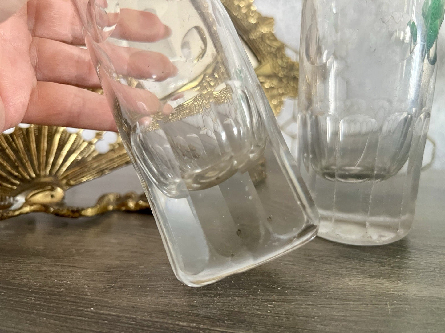 Antik ~1870 2 hohe Becher Gläser Glas Schälschliff  Oliven Eichstrich Dubben?