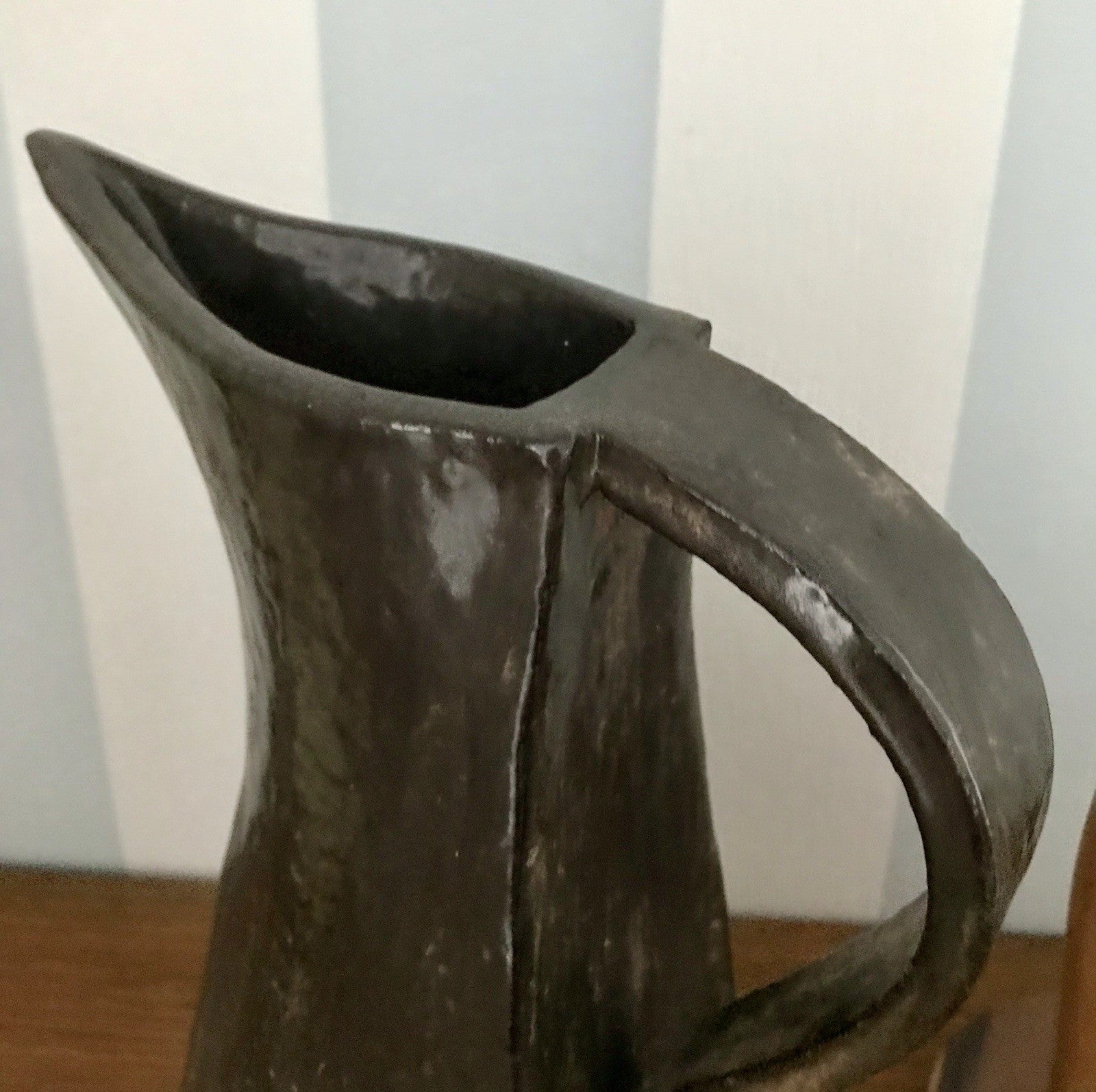 Vintage Designer Krug Kanne Steinzeug Studio Keramik signiert AH Kunstvoll
