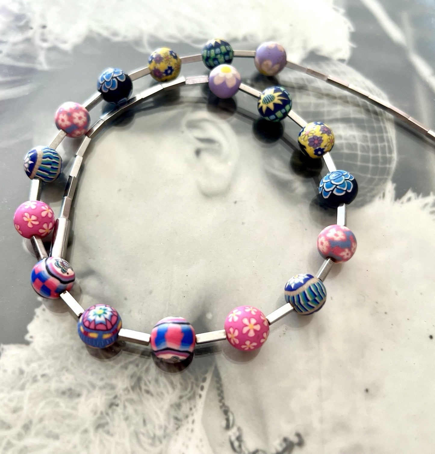 Swatch Bijoux Pila Halskette Damen Mädchen Edelstahl bunte Polymer Perlen Kette