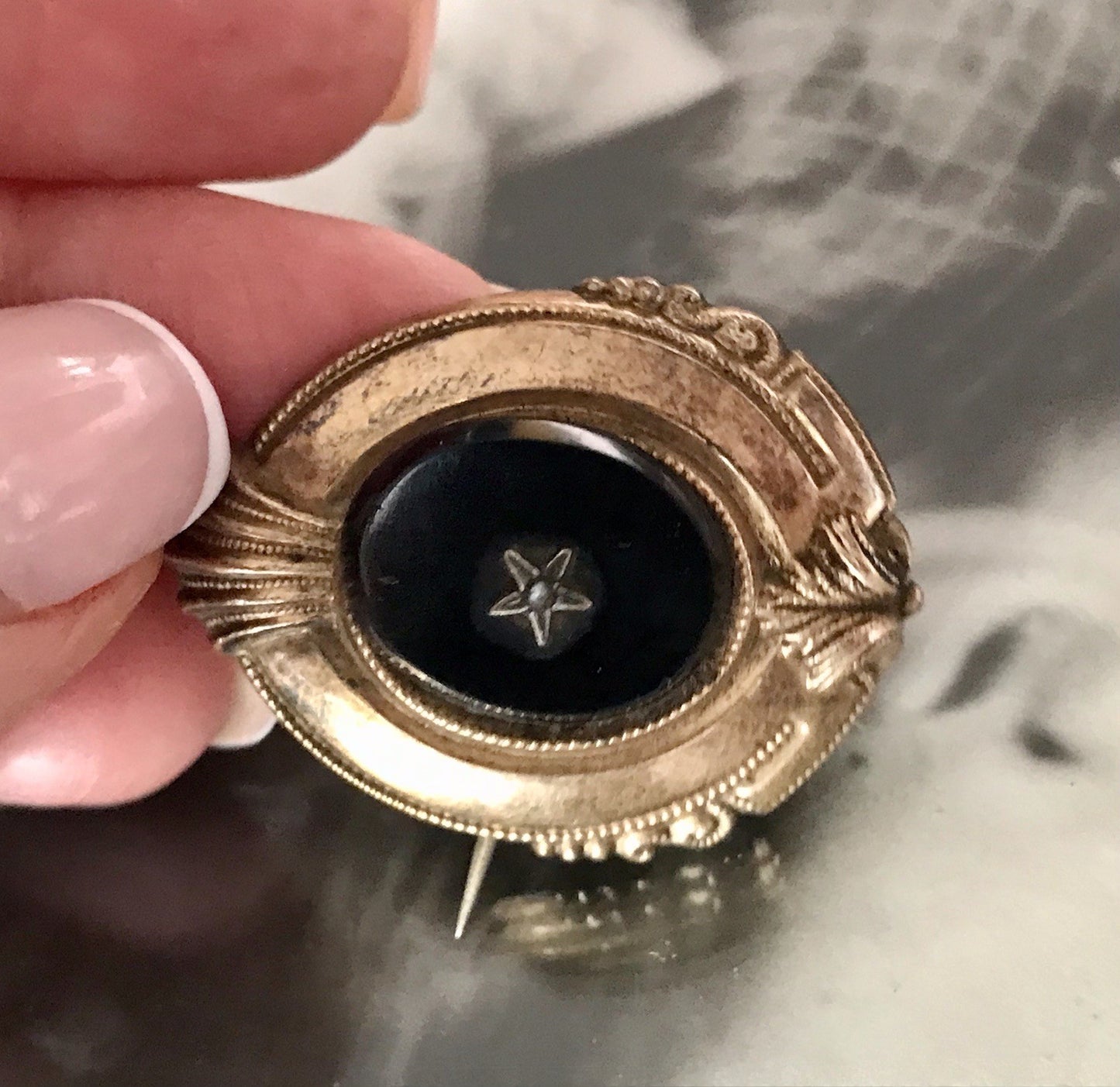 Antik Brosche Walzgold auf Silber gold Anhänger? Schaumgold Doublè Onyx